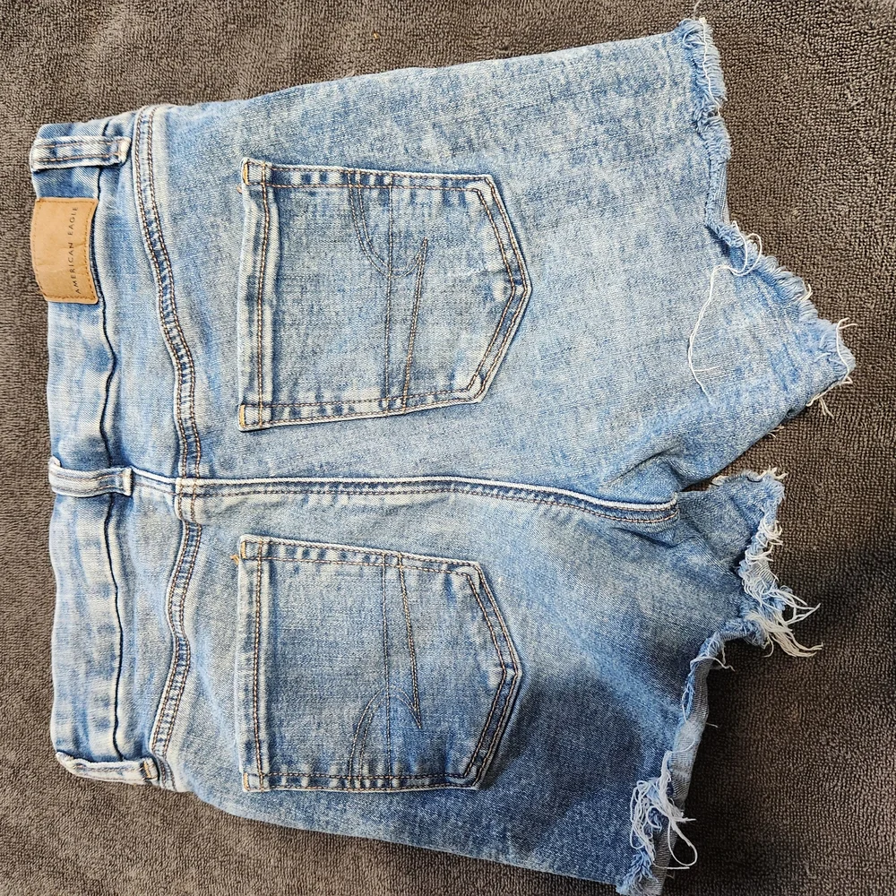 American Eagle Blue Distressed Jean Shorts - Picture 6 of 6